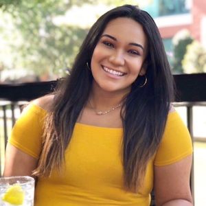 Meet your Posher, Nuvia